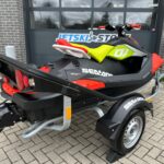 Seadoo Spark Trixx 2up 2020 met trailer nieuwstaat (66H) - Image 3